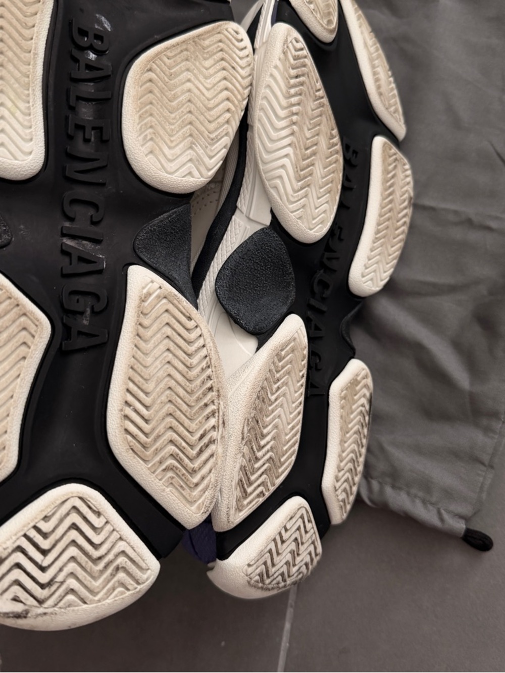 Balenciaga White Sneakers m 6/w 7.5 - Picture 6 of 7